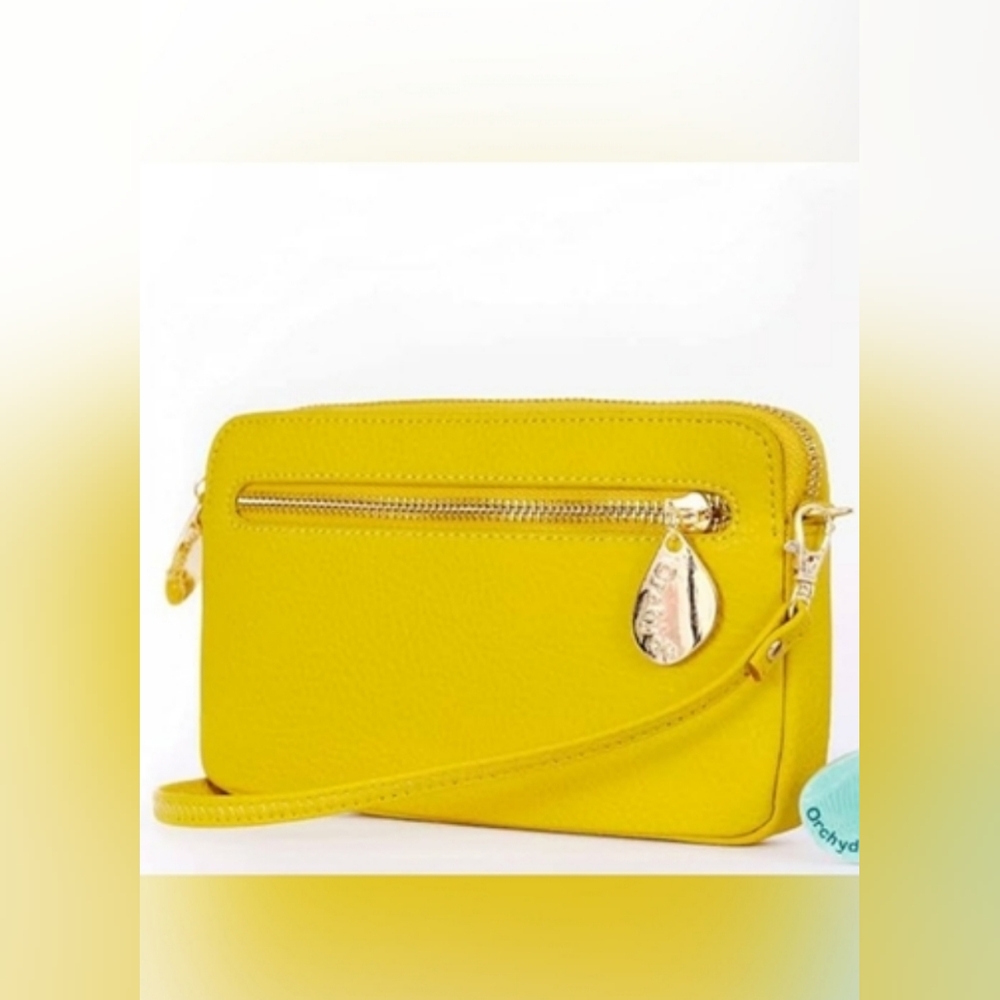Vegan Leather Crossbody Chartreuse Wallet / Mini Bag With Privacy Pocket  NWOT